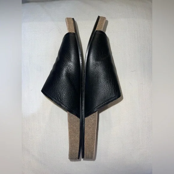 Chocolat Blu Black Leather Slides - Picture 4 of 7